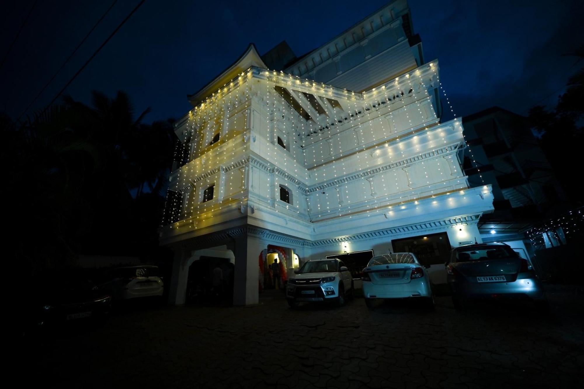Hotel Sky Park Mattanur Εξωτερικό φωτογραφία